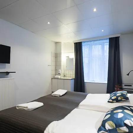 Go Hotel Saga-3